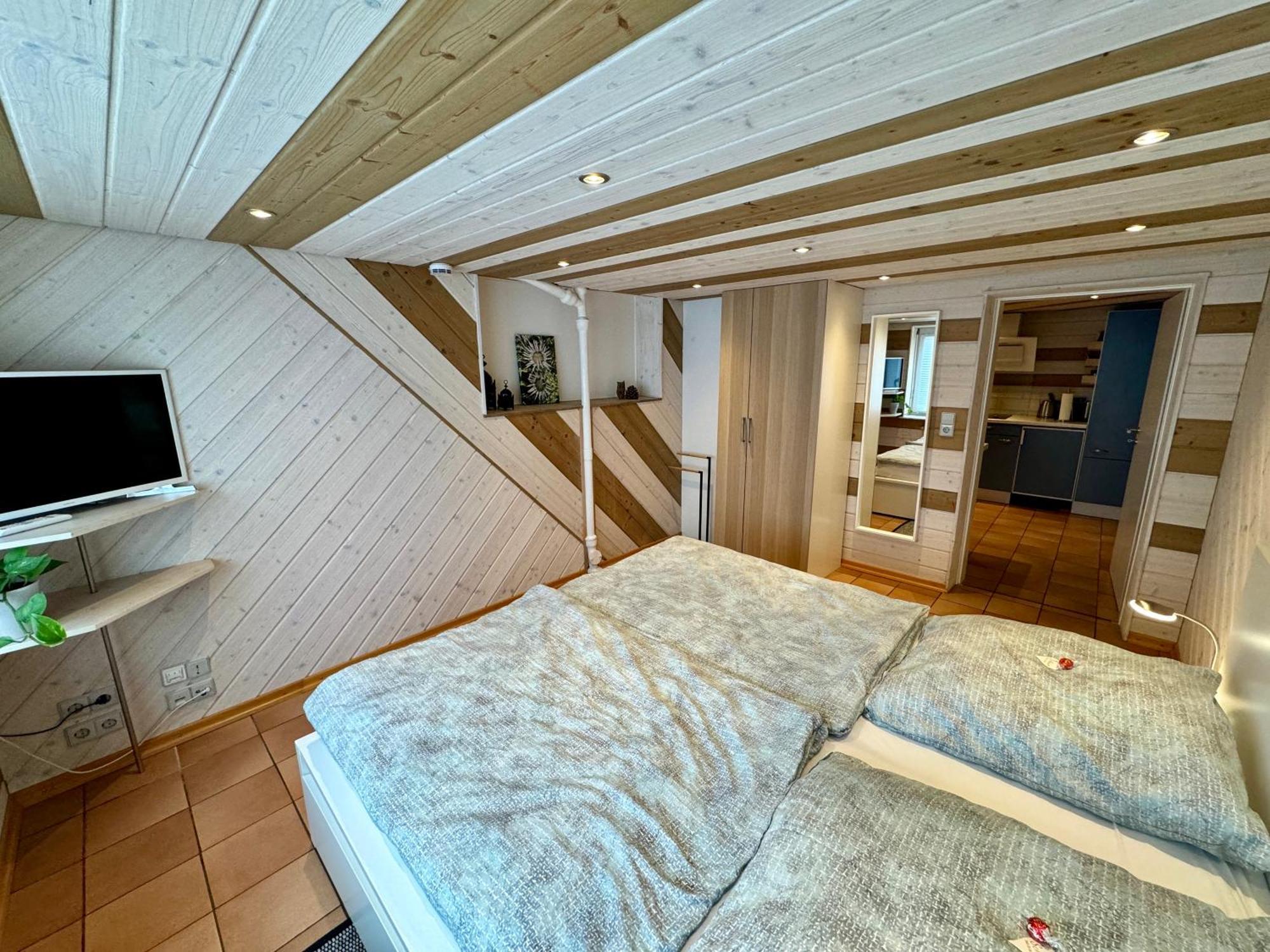 Schwabennestle - Ferienwohnung Albstadt-Onstmettingen Ngoại thất bức ảnh