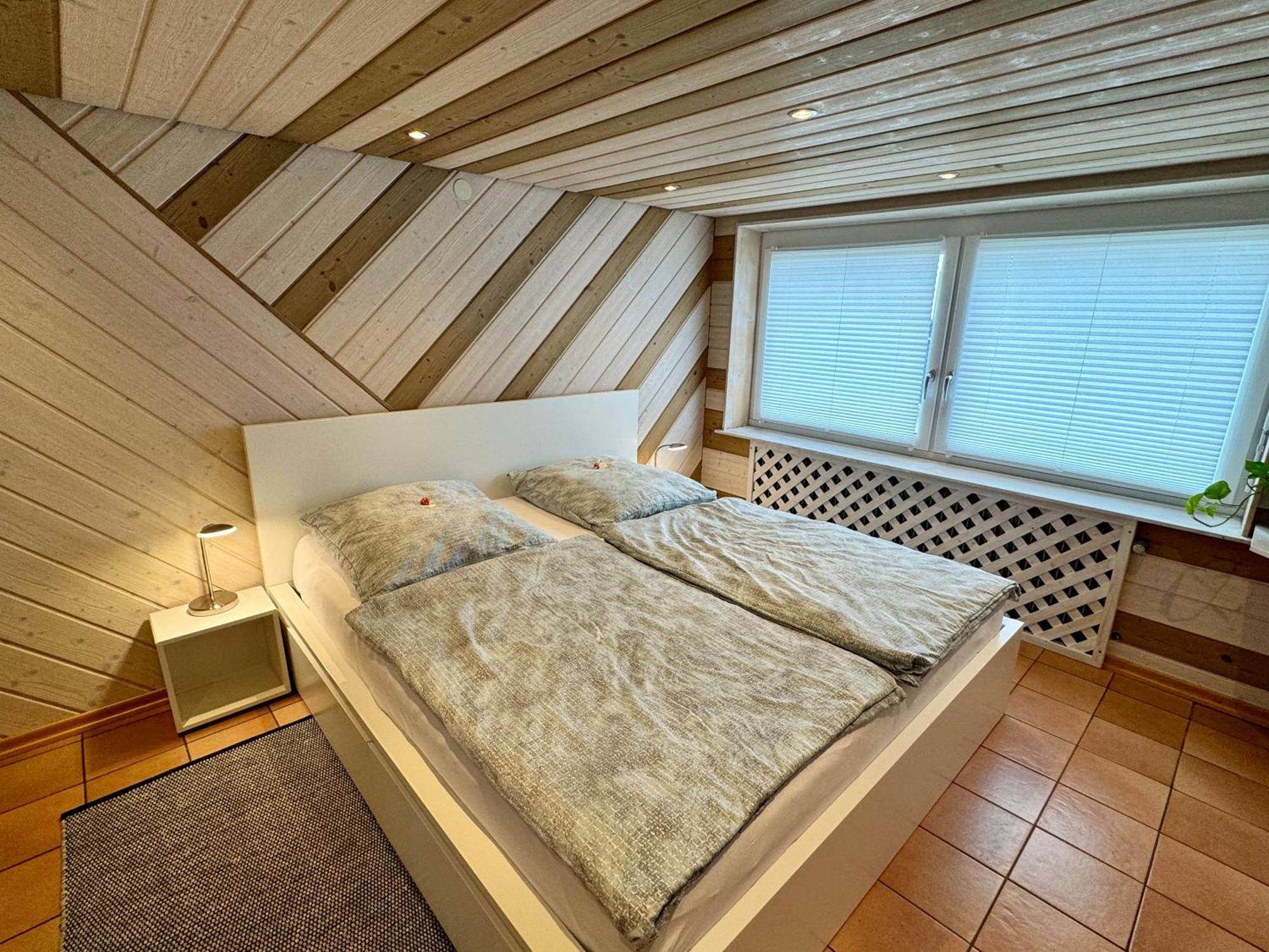 Schwabennestle - Ferienwohnung Albstadt-Onstmettingen Ngoại thất bức ảnh